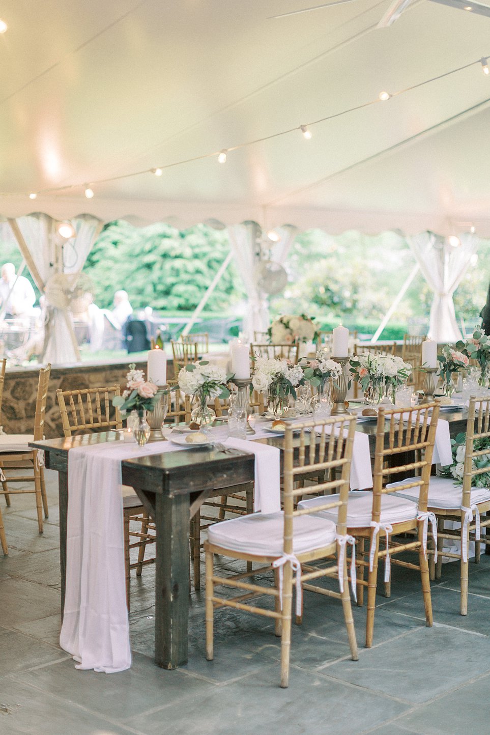 Lush Summer Garden Wedding at Appleford Estate // Stephanie & Travis ...